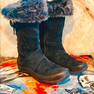 Northface Primaloft Wms Boot sz 10 blk sued/gy Fur